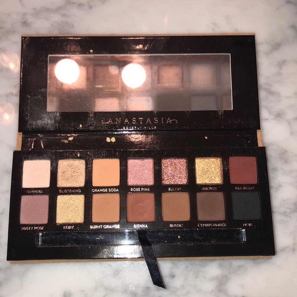 Soft Glam by ABH